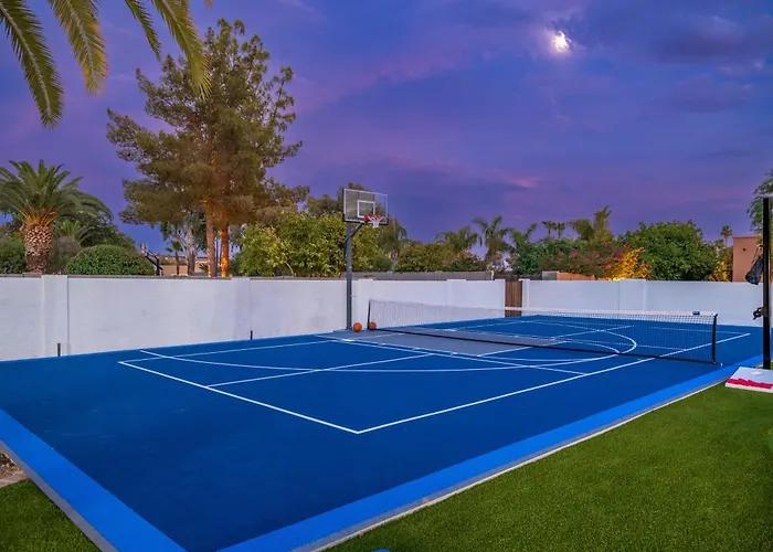Holiday home Multimillion Resortvillawaterslidepickleball Courtputtting Greenspagameroom Scottsdale