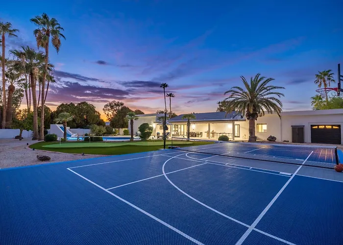 Holiday home Multimillion Resortvillawaterslidepickleball Courtputtting Greenspagameroom Scottsdale