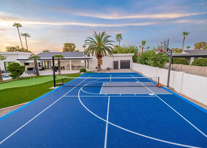 Holiday home Multimillion Resortvillawaterslidepickleball Courtputtting Greenspagameroom