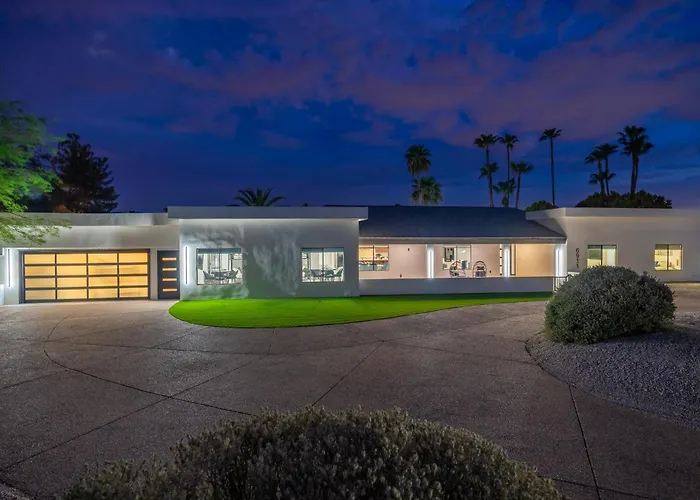 Multimillion Resortvillawaterslidepickleball Courtputtting Greenspagameroom Holiday home