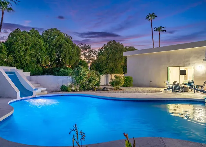 Holiday home Multimillion Resortvillawaterslidepickleball Courtputtting Greenspagameroom *