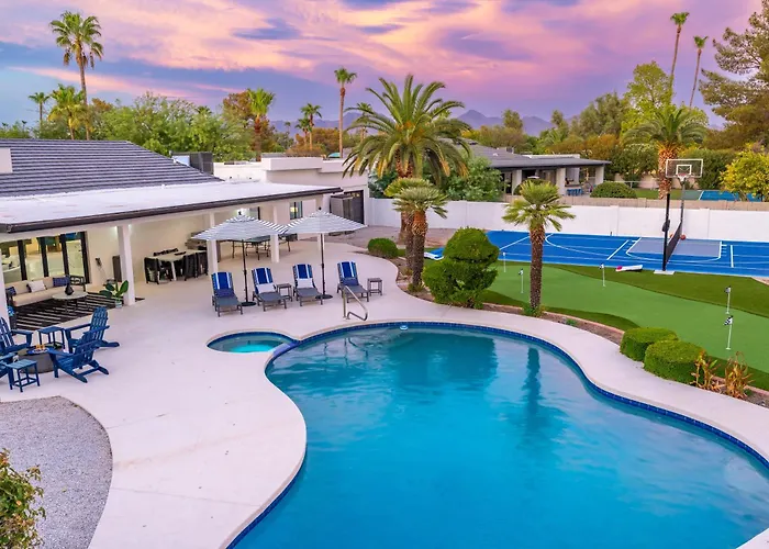 Holiday home Multimillion Resortvillawaterslidepickleball Courtputtting Greenspagameroom *